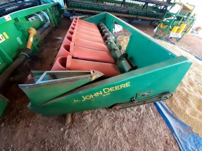 Foto Plataforma de Milho John Deere 9x45