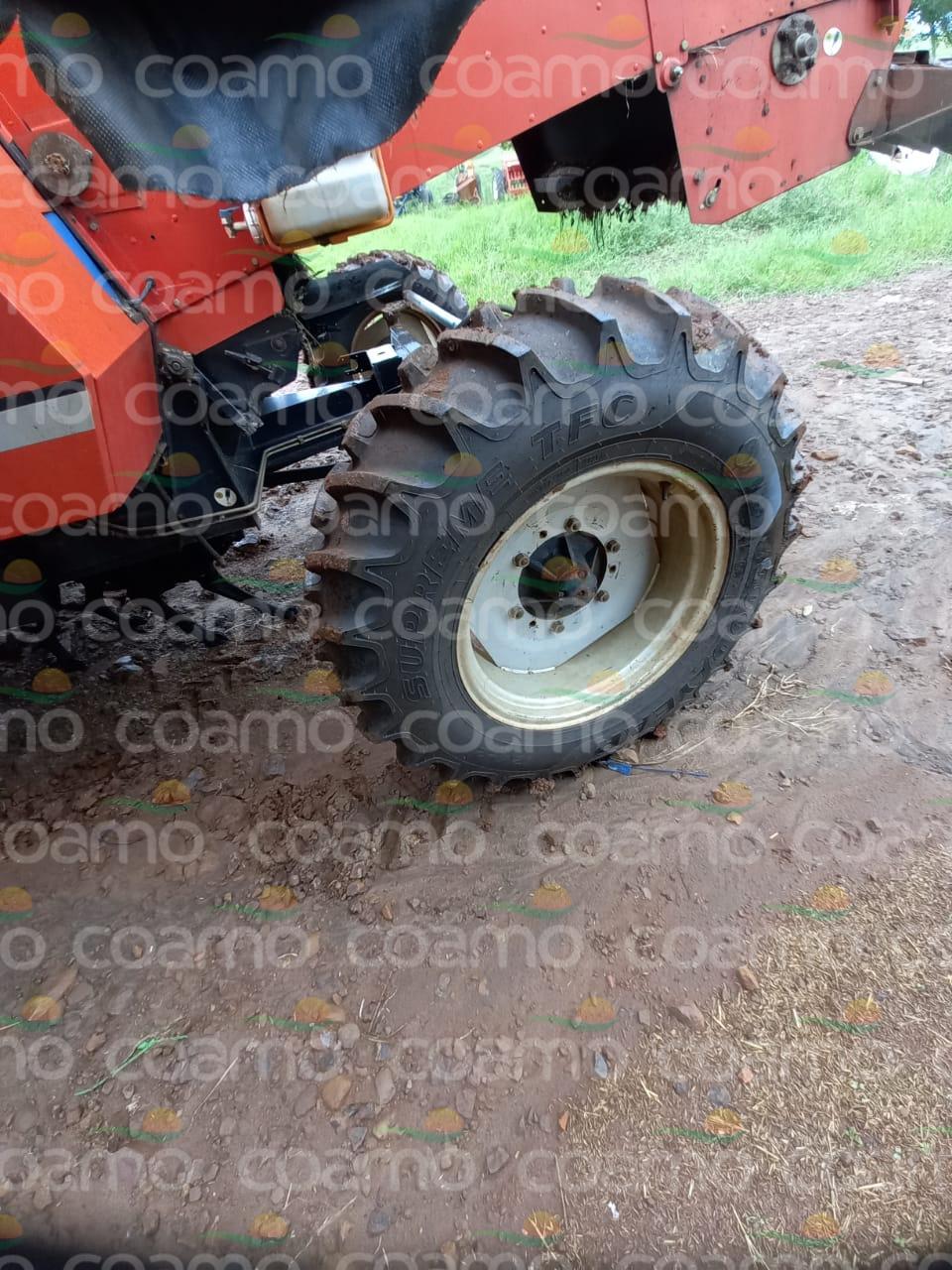 Foto 8 - Colheitadeira Massey Ferguson 5650 Advance ano 2003