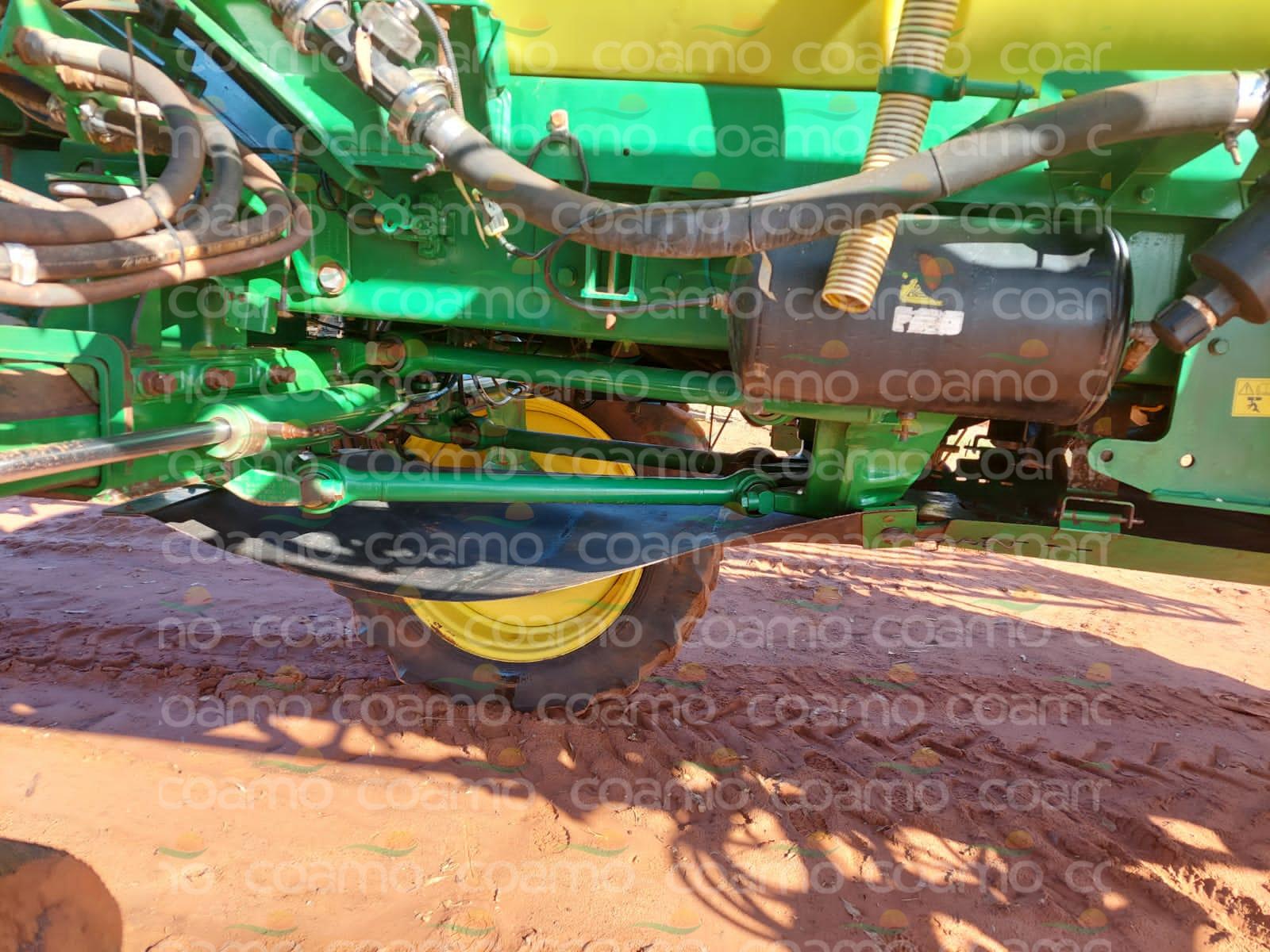 Foto 4 - Pulverizador Autopropelido John Deere 4630 ano 2015