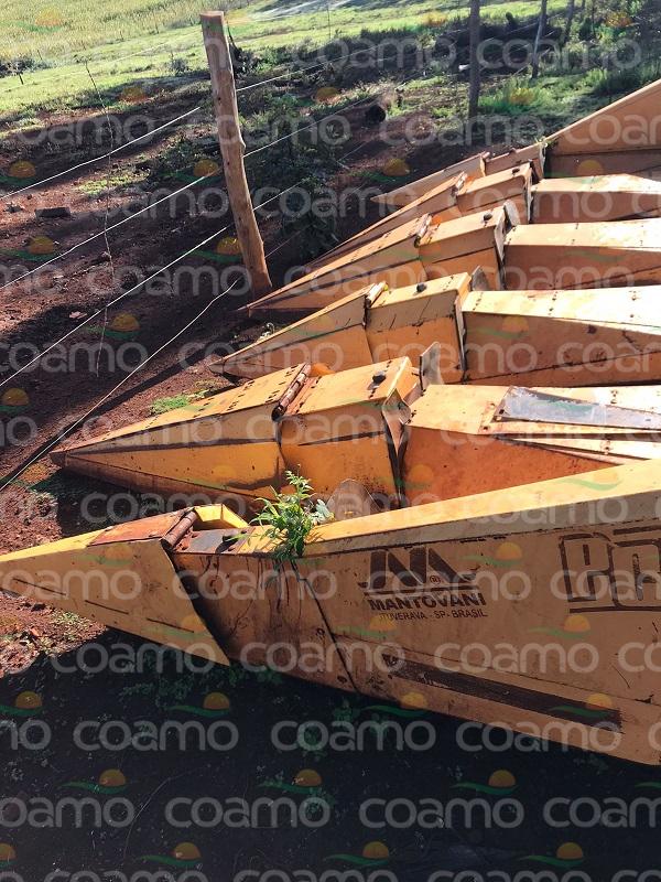 Foto 2 - Plataforma de Milho Mantovani PCM/MS ano 2003