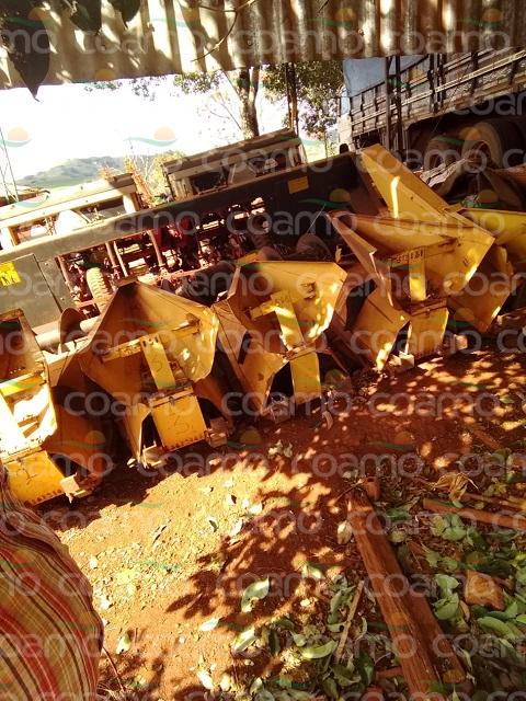 Foto 4 - Plataforma de Milho Mantovani PCM/MS ano 2003