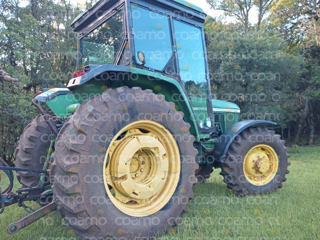 Foto 6 - Trator John Deere 6300 ano 1996
