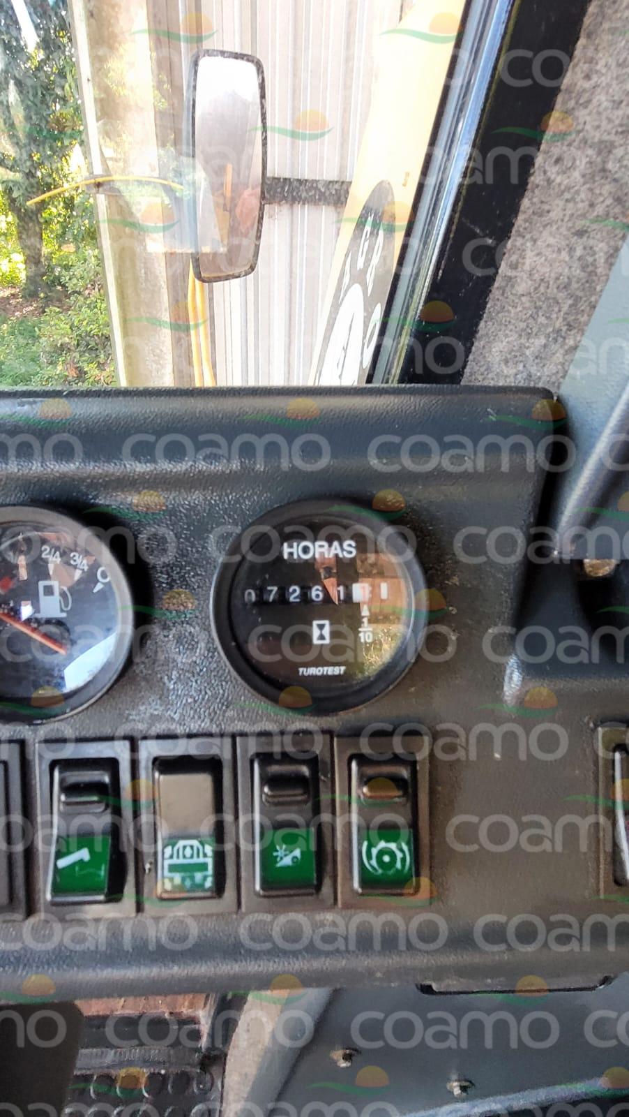 Foto 5 - Colheitadeira New Holland TC 57 ano 2002