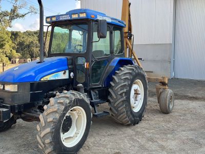 Foto Trator New Holland TL 75