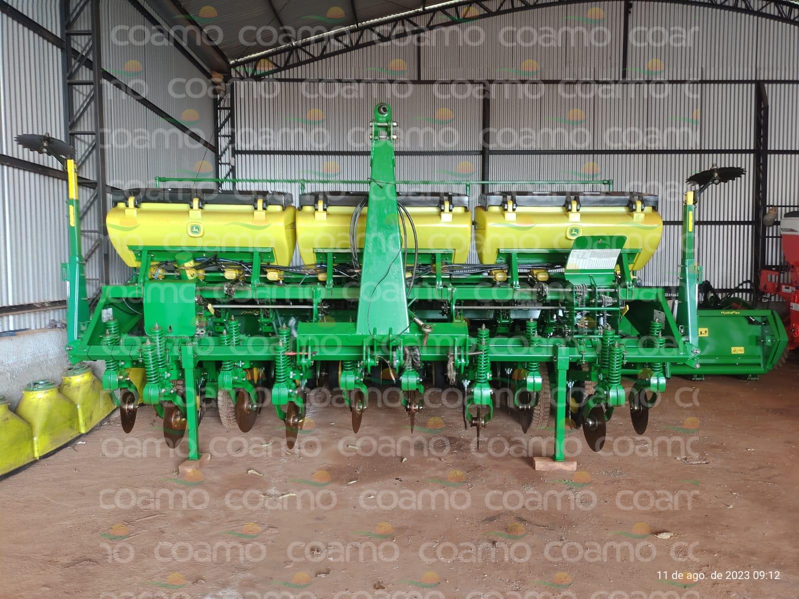 Coamo M quinas Plantadeira John Deere 1111 Ano 2013 Coamo m quinas plantadeira john deere 1111 ano 2013