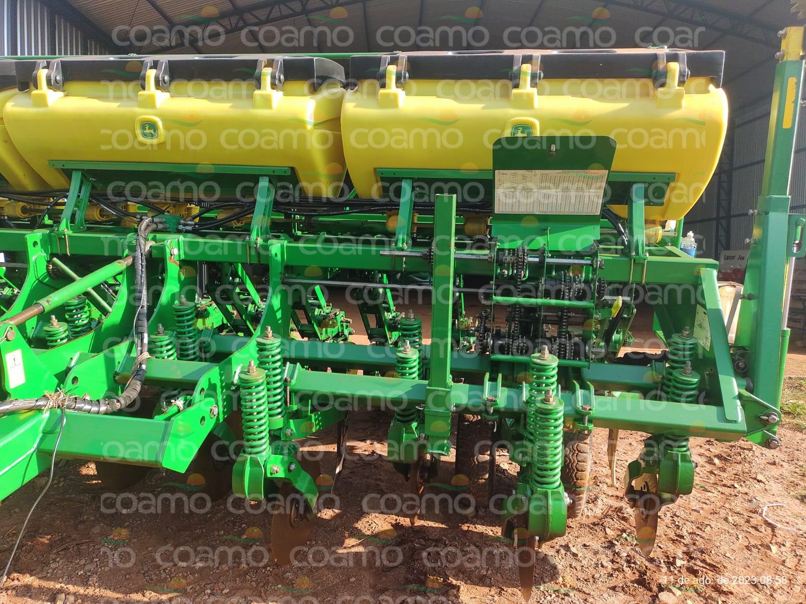 Coamo M quinas Plantadeira John Deere 1111 Ano 2013 Coamo m quinas plantadeira john deere 1111 ano 2013