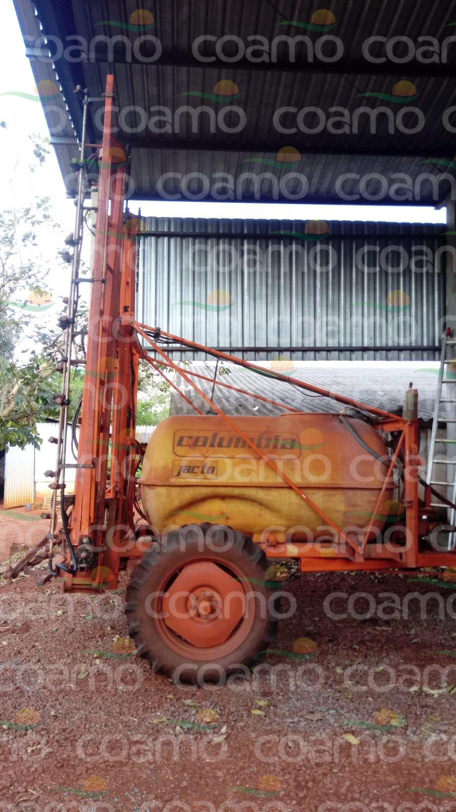 Foto 2 - Pulverizador Jacto Columbia AD 18 ano 1999