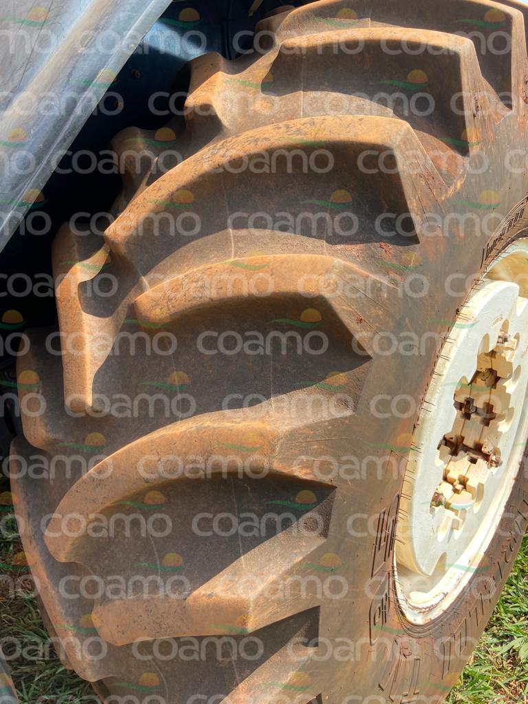 Foto 4 - Trator Valtra BH 180 ano 2010