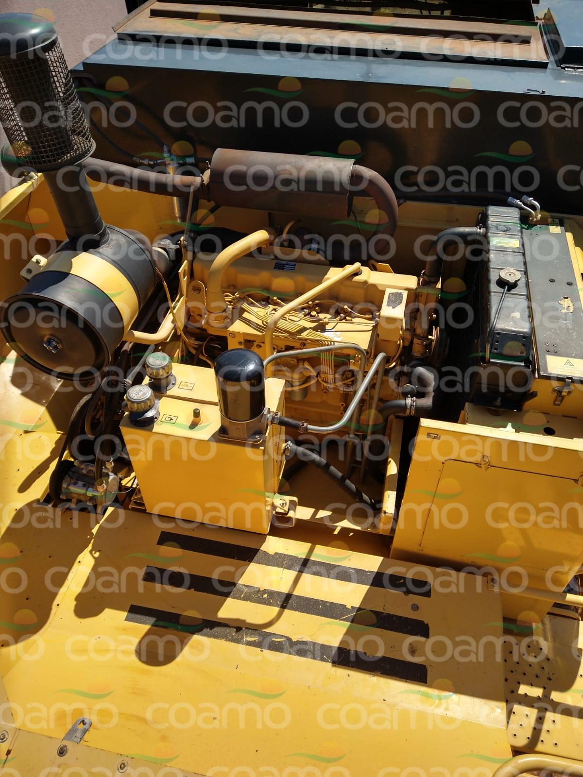 Foto 5 - Colheitadeira New Holland TC 57 ano 2002