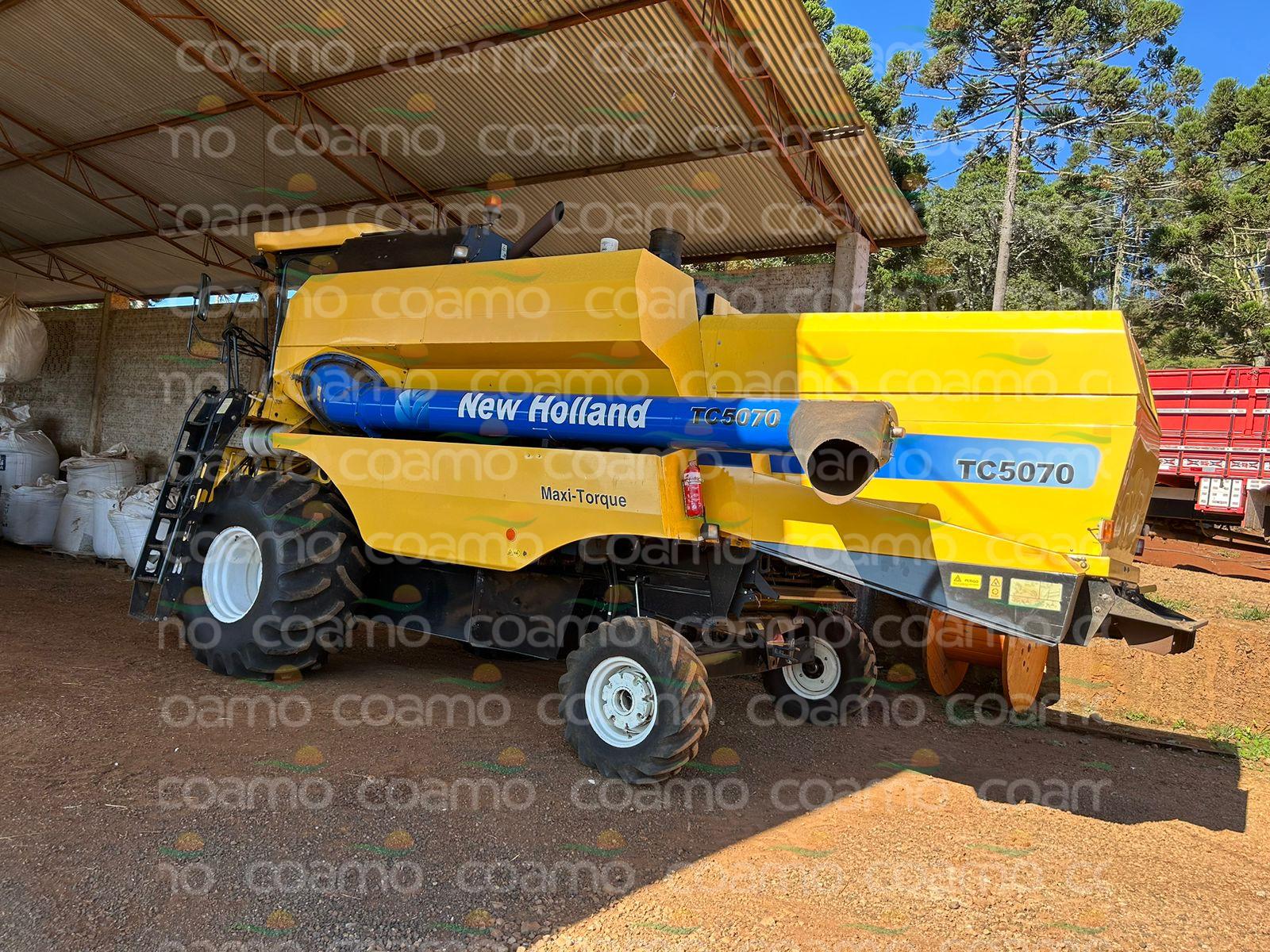 Foto 7 - Colheitadeira New Holland TC 5070 ano 2013