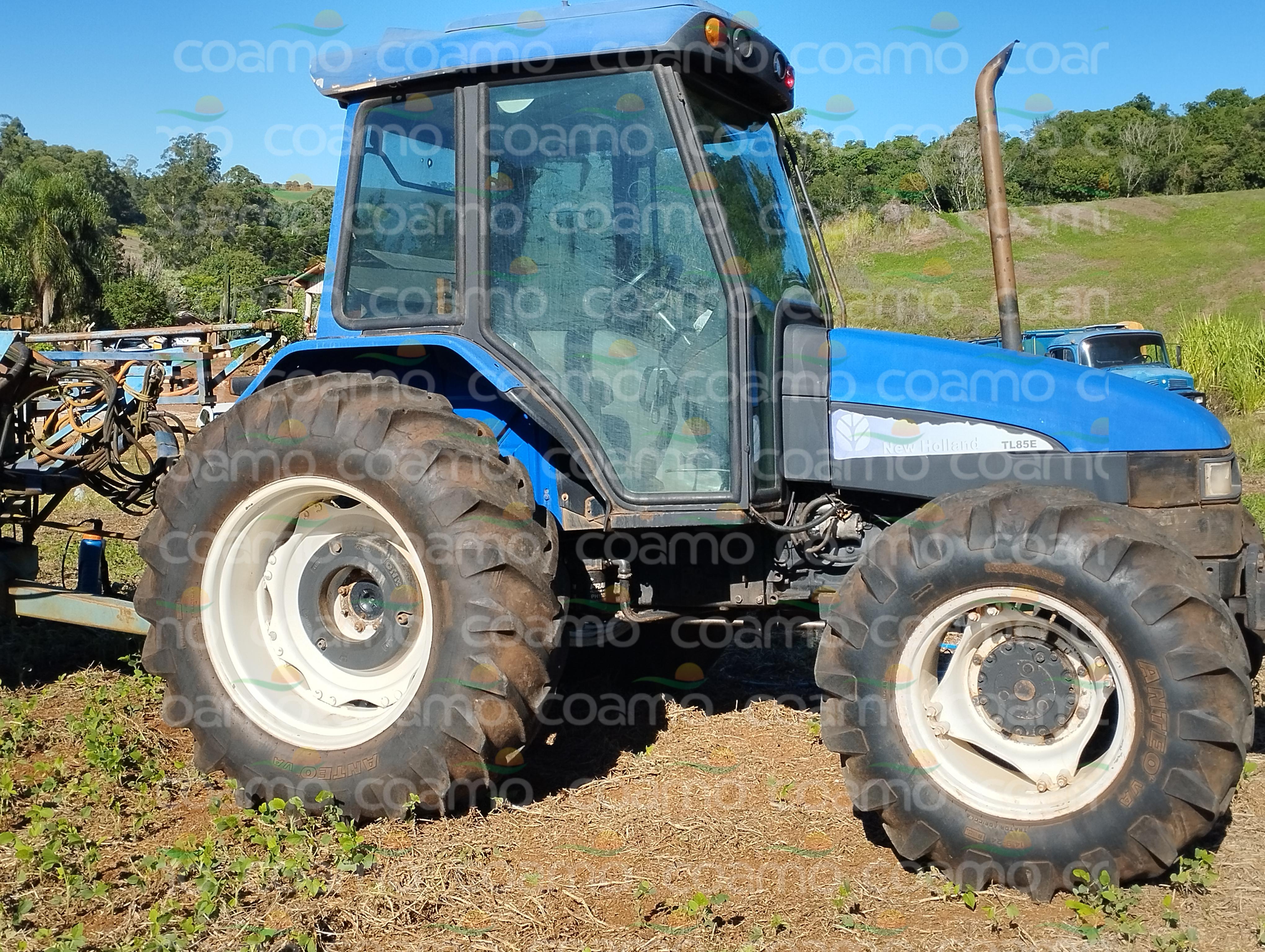 Foto 1 - Trator New Holland TL85E ano 2008