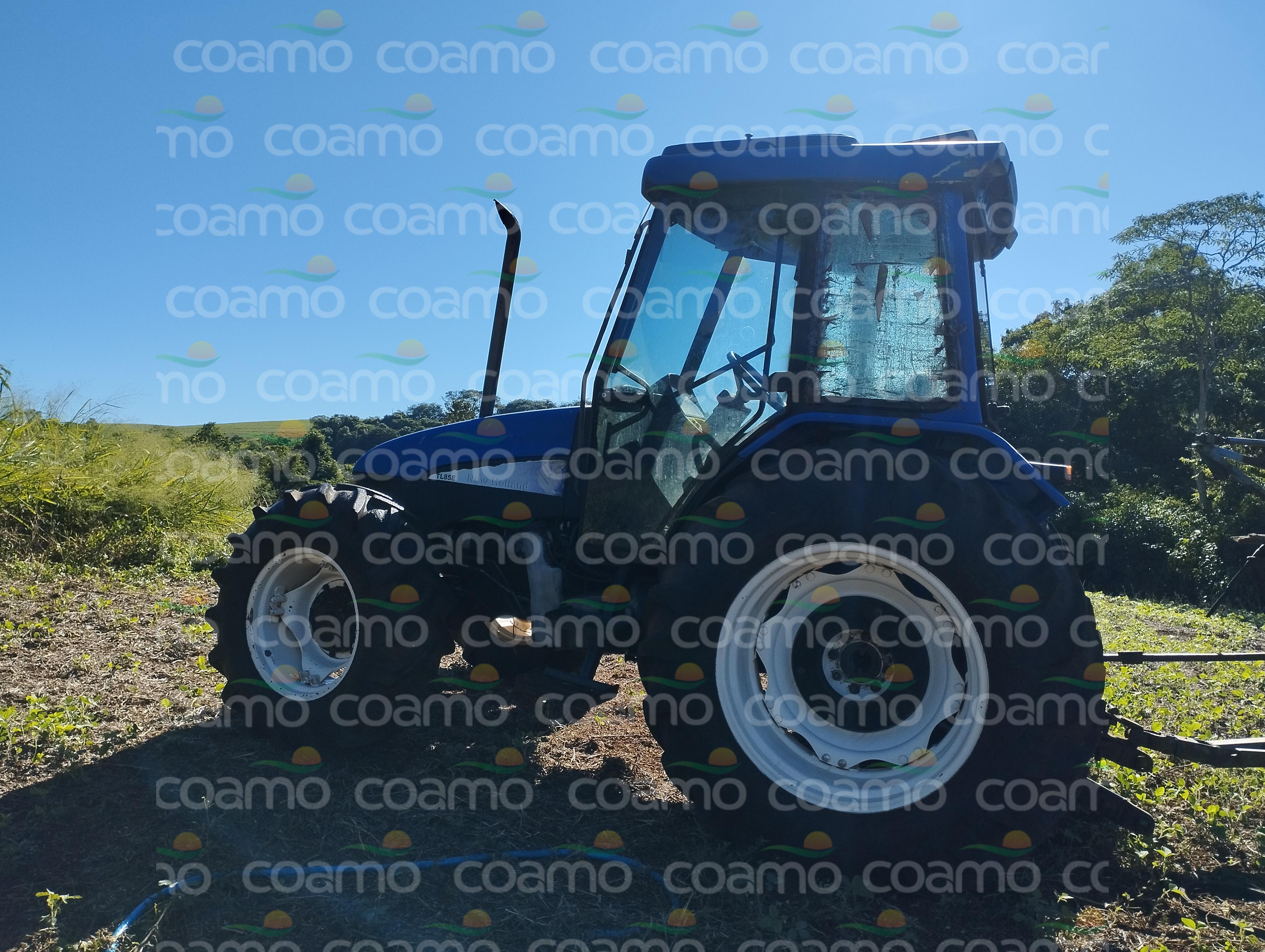 Foto 10 - Trator New Holland TL85E ano 2008