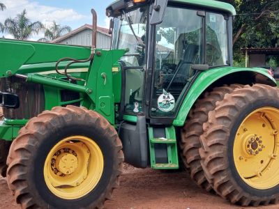 Foto Trator John Deere 6110 J