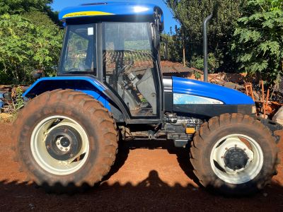 Foto 1 - Trator New Holland TL 75