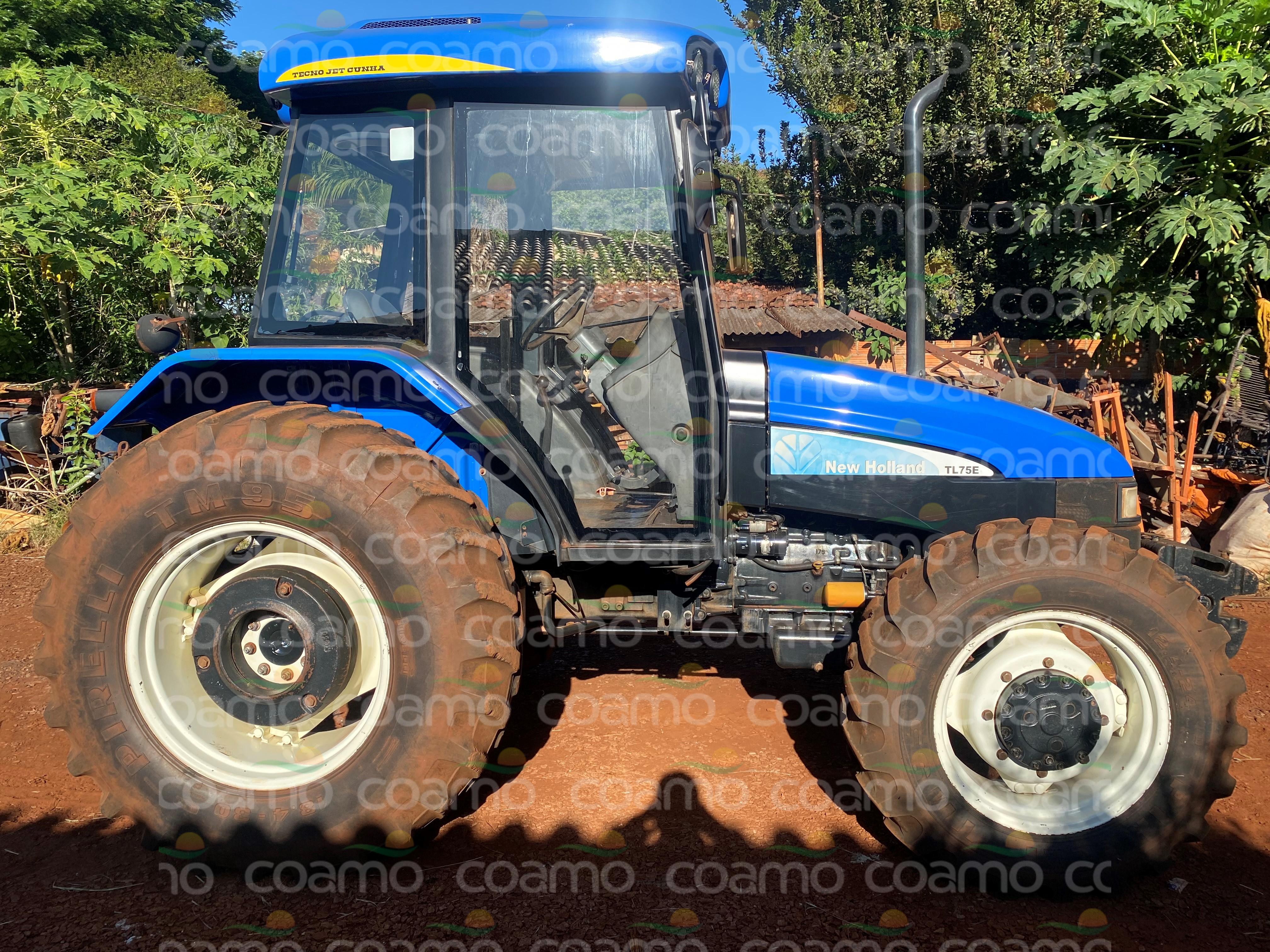 Foto 3 - Trator New Holland TL 75 ano 2011