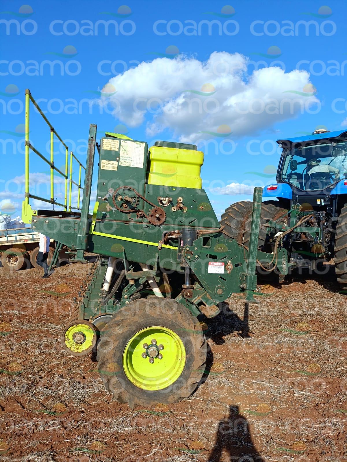 Foto 2 - Semeadeira KF Double System ano 2018