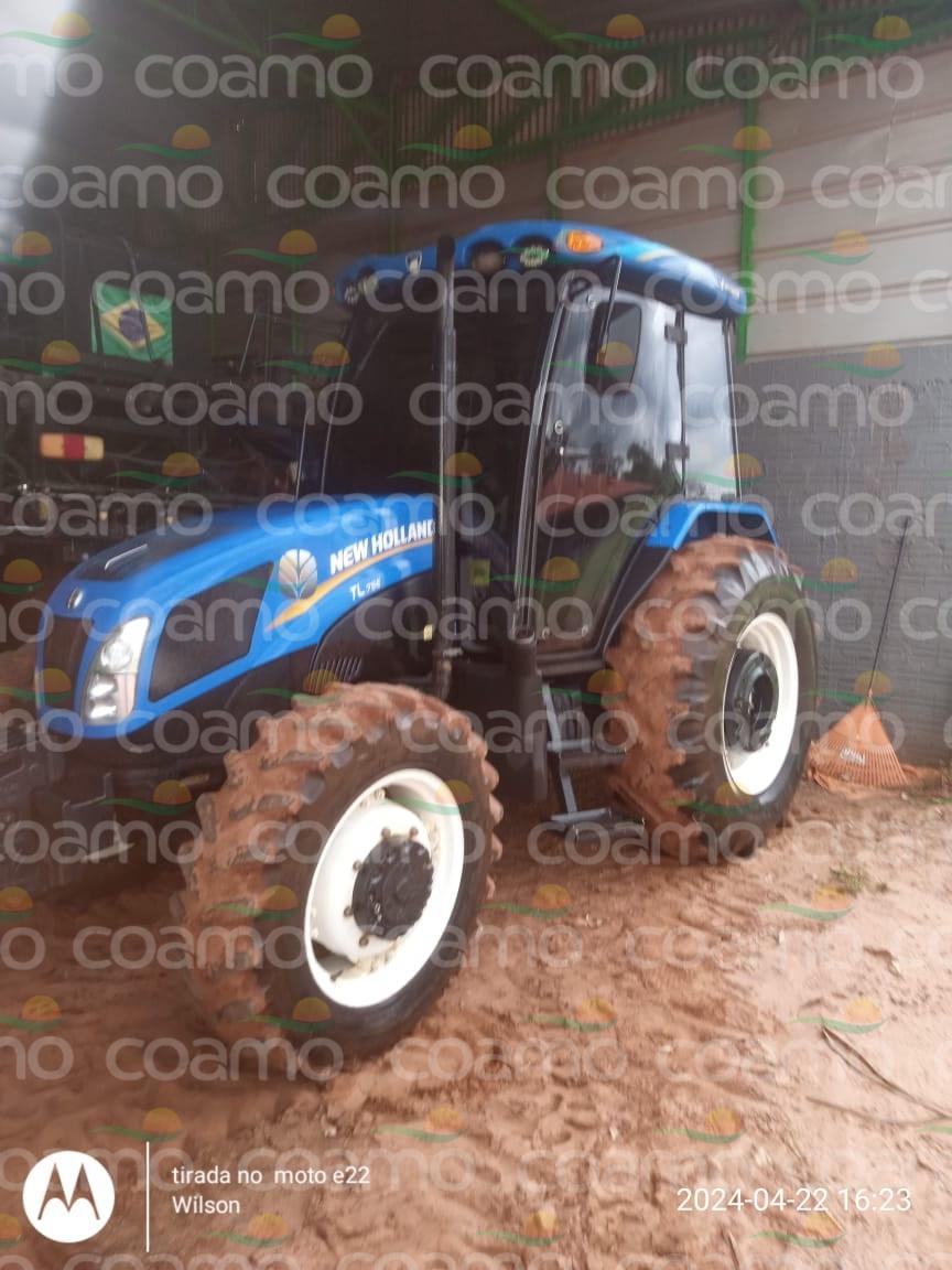 Foto 1 - Trator New Holland TL 75 ano 2015
