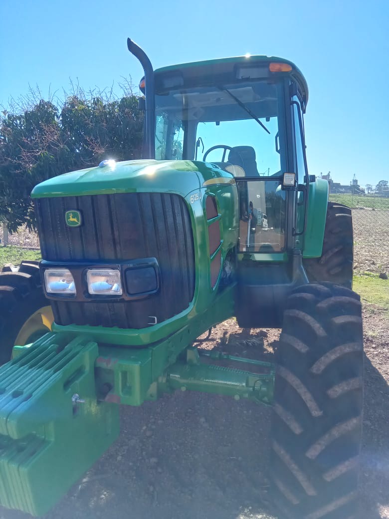 Foto 1 - Trator John Deere 7815 ano 2008