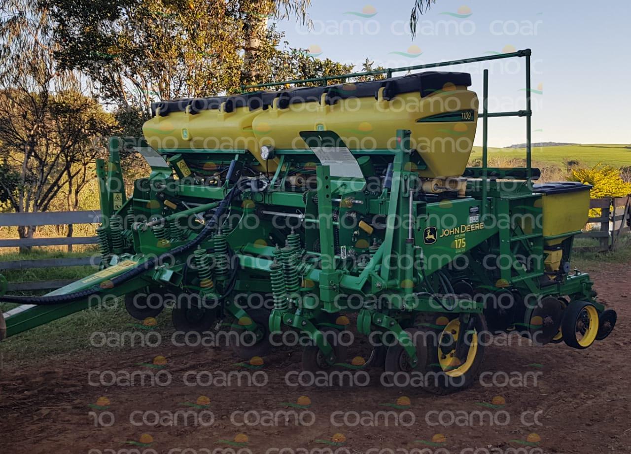 Foto 7 - Plantadeira John Deere 1109 ano 2012
