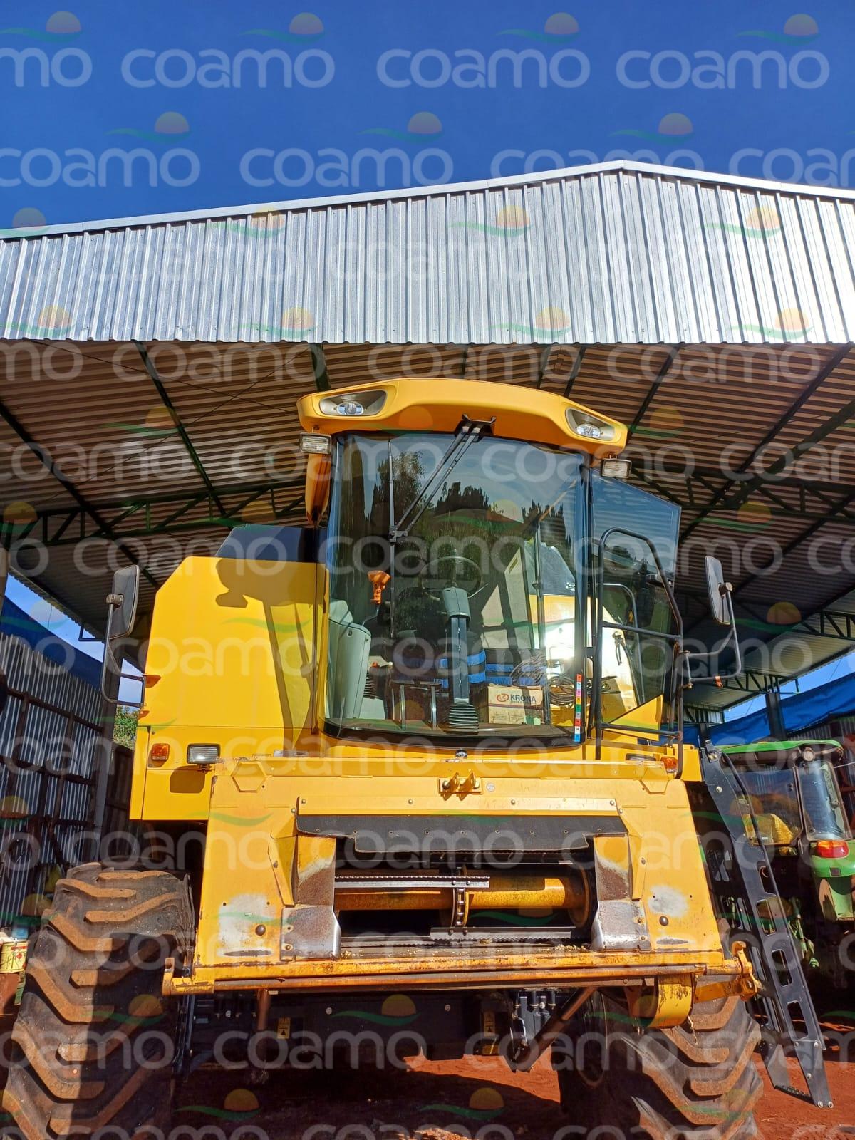 Foto 1 - Colheitadeira New Holland TC 5070 ano 2013