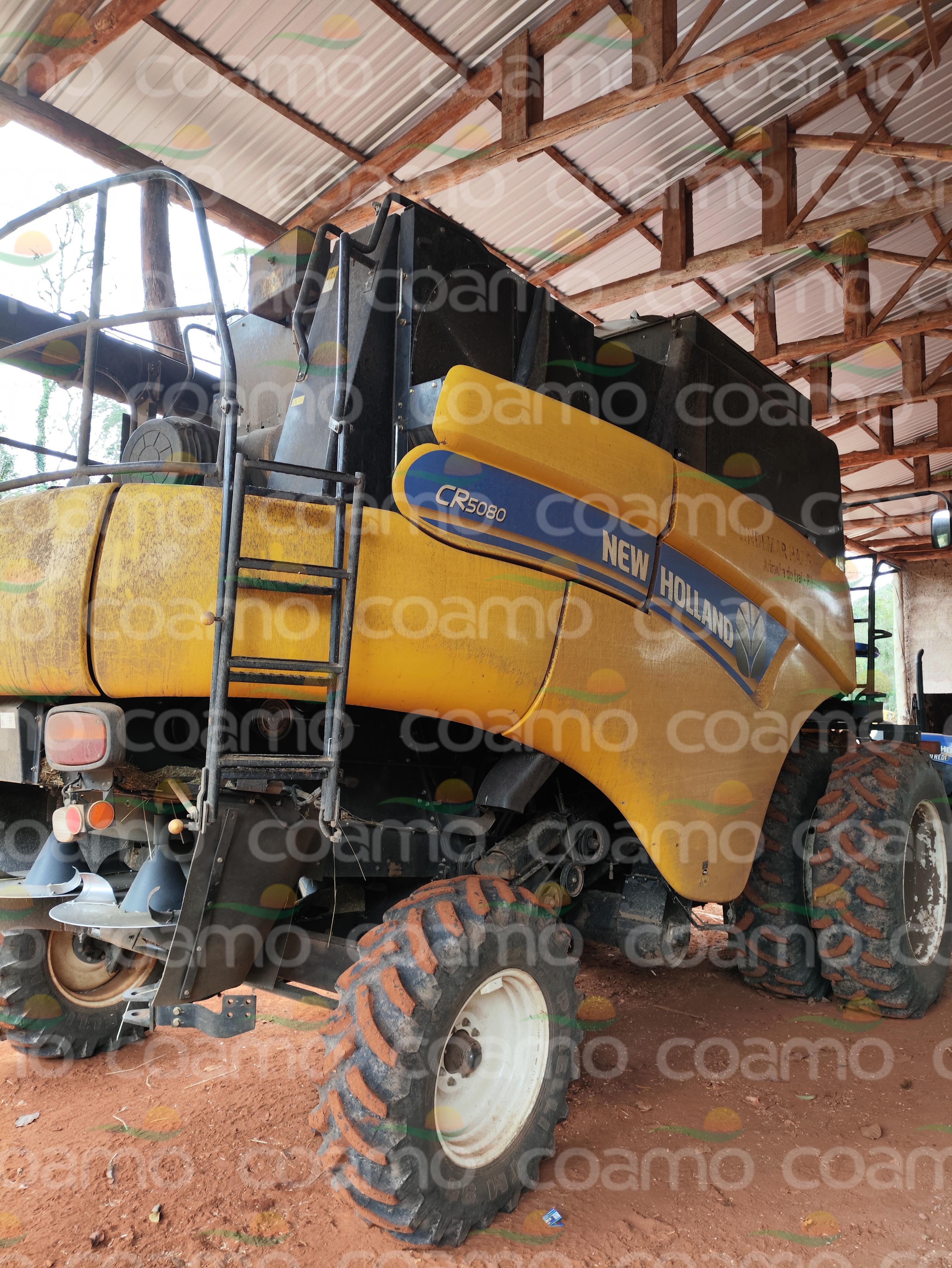 Foto 5 - Colheitadeira New Holland CR 5080 ano 2015