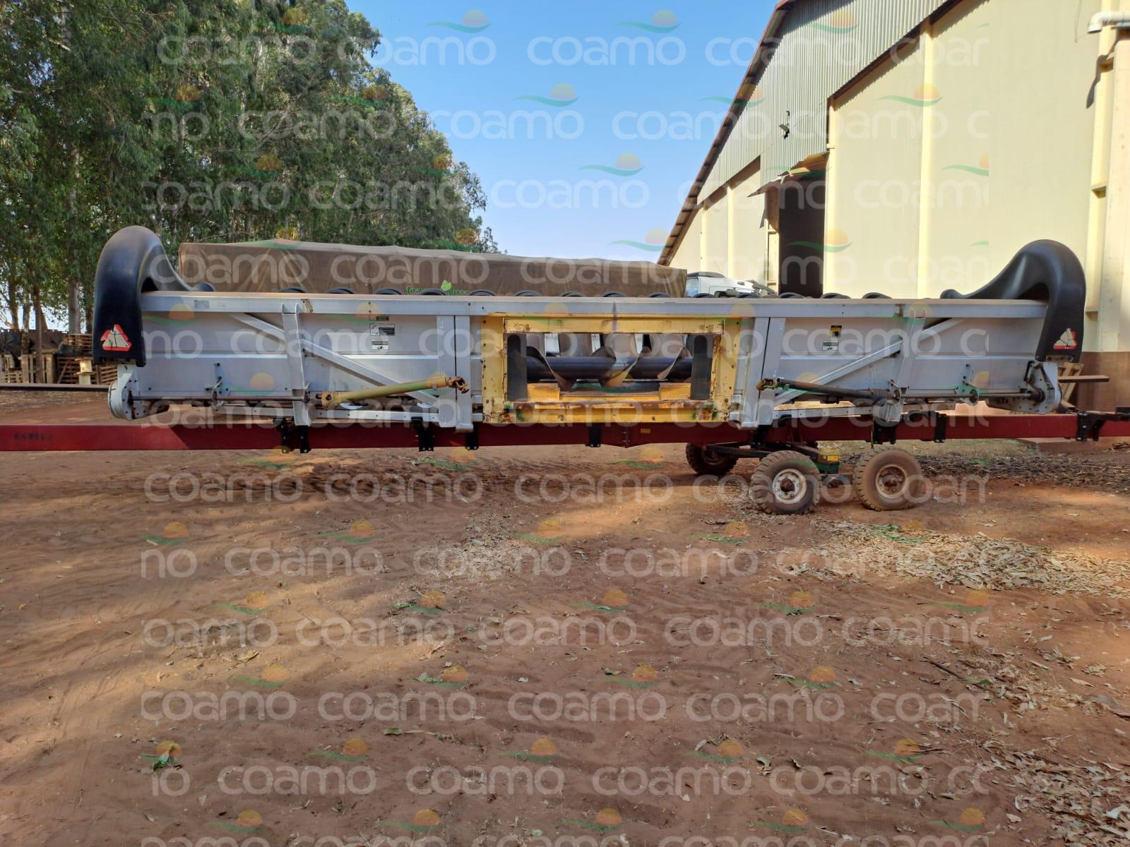 Foto 5 - Plataforma de Milho GTS Top line ano 2008