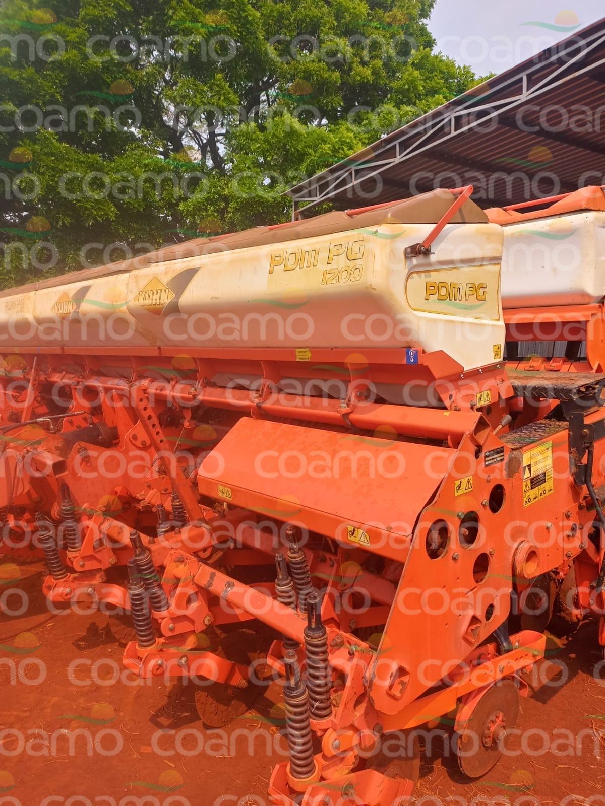Foto 9 - Trator Massey Ferguson 6713 ano 2019