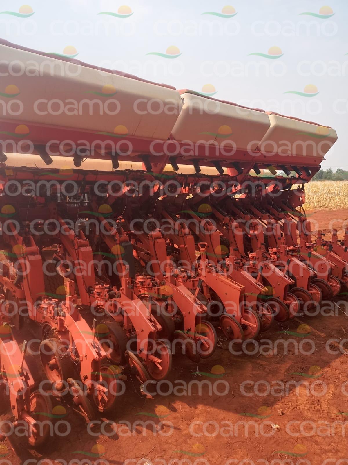 Foto 8 - Trator Massey Ferguson 6713 ano 2019