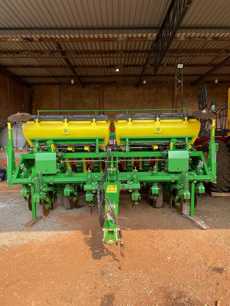 Foto 1 - Plantadeira John Deere 1109 ano 2018