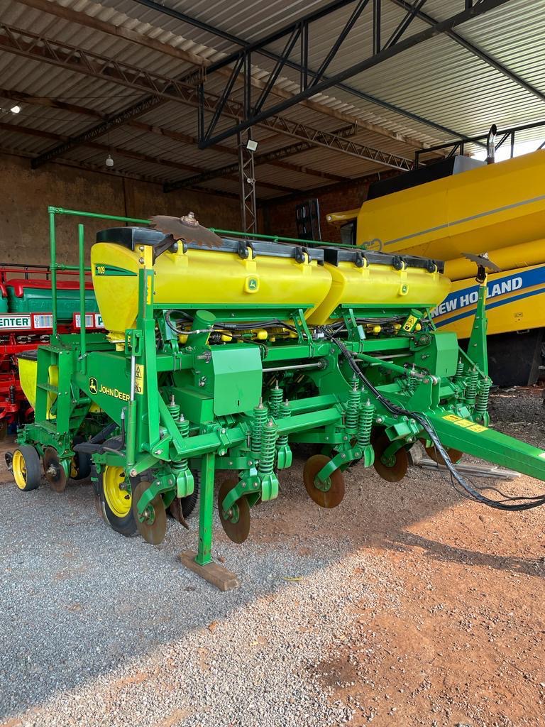 Foto 2 - Plantadeira John Deere 1109 ano 2018
