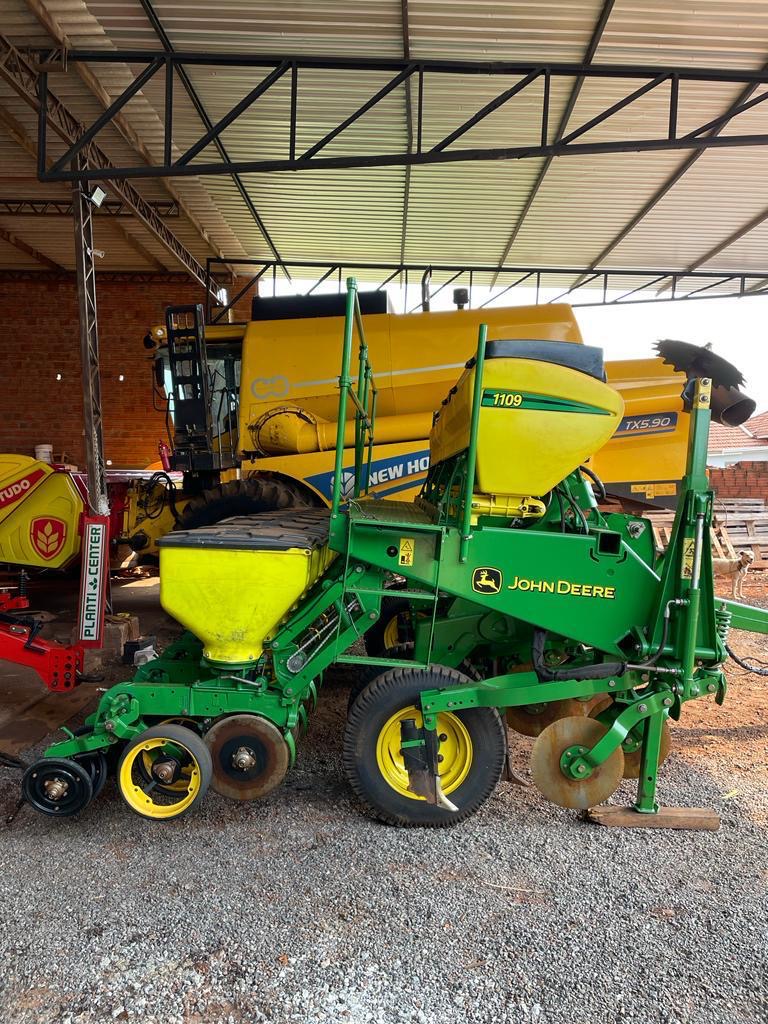 Foto 4 - Plantadeira John Deere 1109 ano 2018