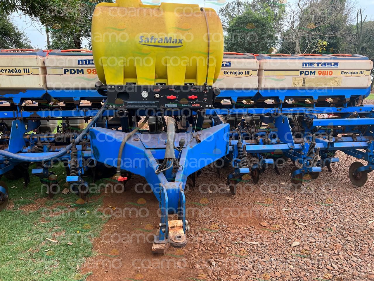 Foto 1 - Plantadeira Metasa PDM ano 2004