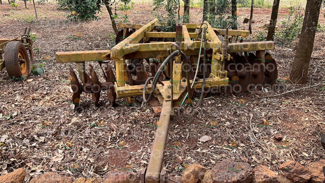 Foto 1 - Grade Aradora Tatu 18x28 ano 2005