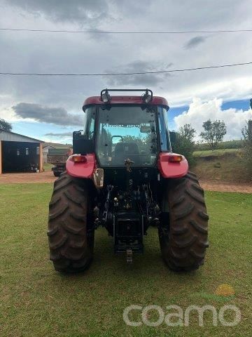 Foto 5 - Trator Case Farmall 80 ano 2014