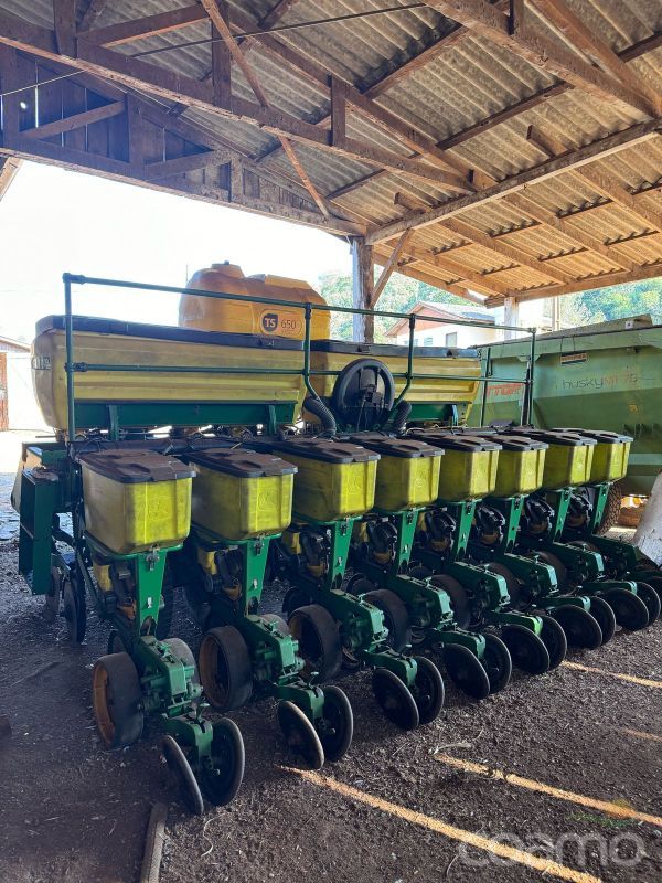 Foto 5 - Plantadeira John Deere 1109 ano 2013
