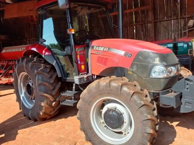 Foto 1 - Trator Case Farmall 80