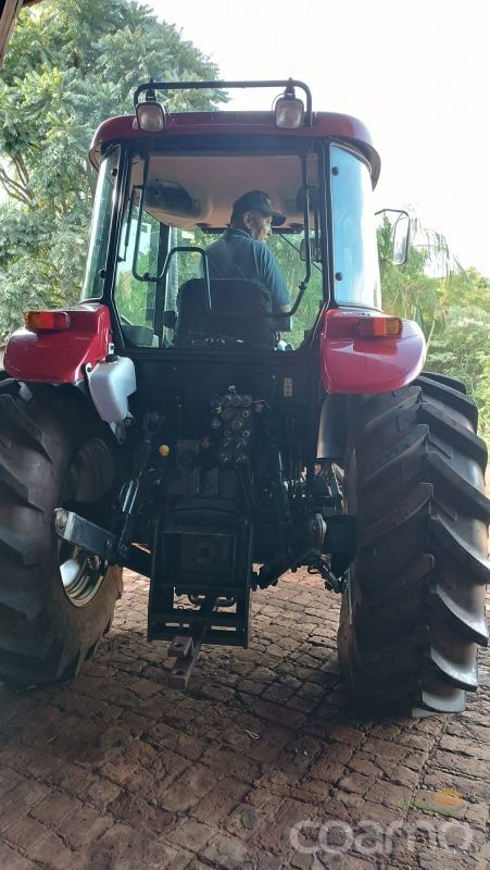 Foto 3 - Trator Case Farmall 80 ano 2019