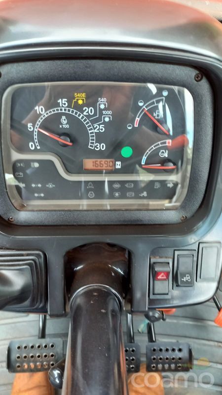 Foto 4 - Trator Case Farmall 80 ano 2019