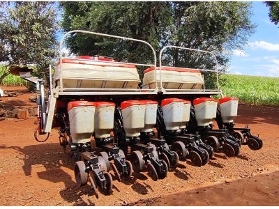 Foto Plantadeira Jumil JM 3060 PD