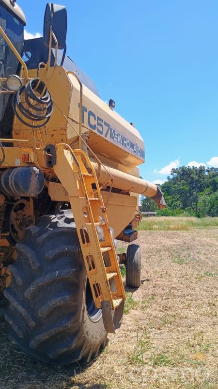 Foto 6 - Colheitadeira New Holland TC 57 ano 1995