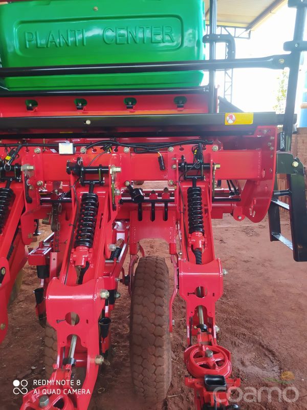 Foto 3 - Plantadeira Planti Center PC 9/8 ano 2019