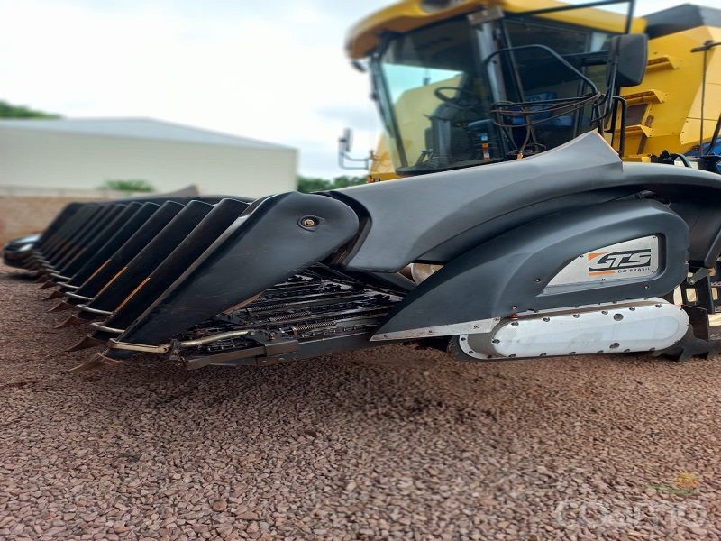 Foto 2 - Plataforma de Milho GTS Produtiva ano 2015