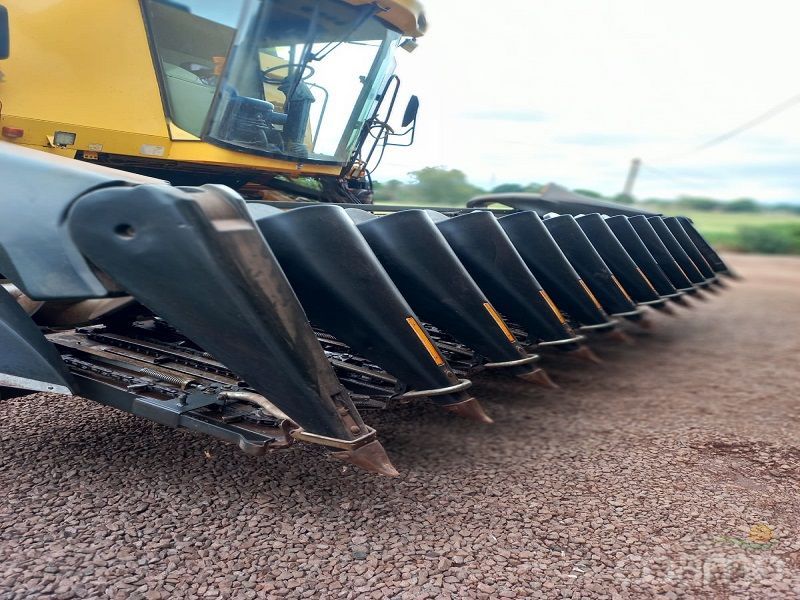 Foto 1 - Plataforma de Milho GTS Produtiva ano 2015