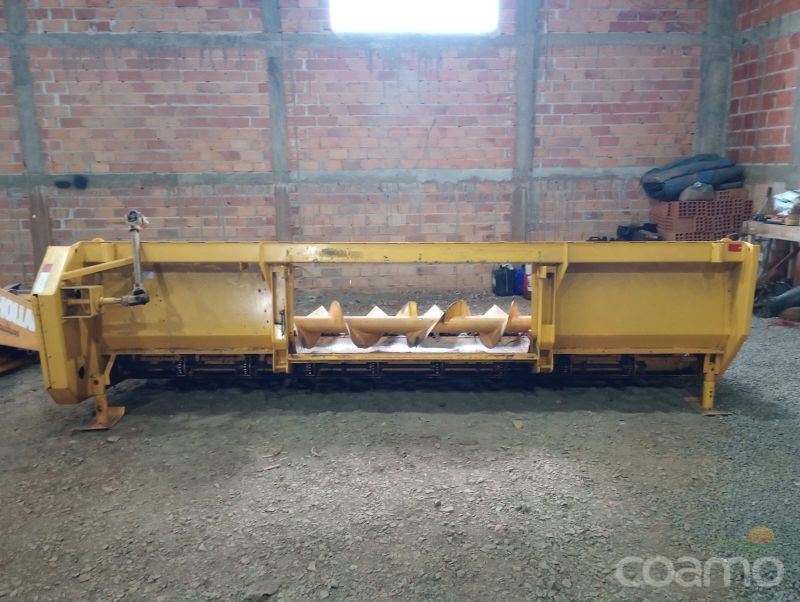 Foto 5 - Plataforma de Milho New Holand BM ano 2000