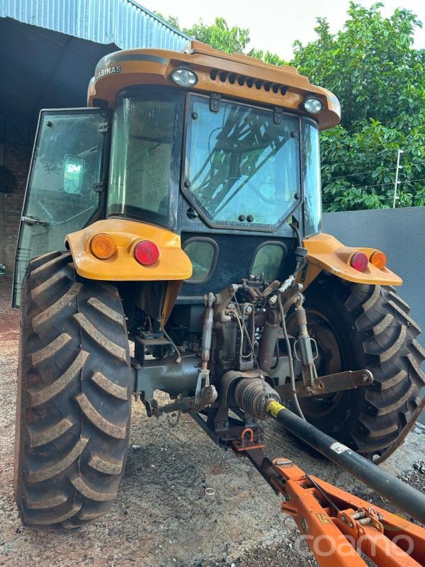 Foto 6 - Trator Valtra A 750 ano 2005