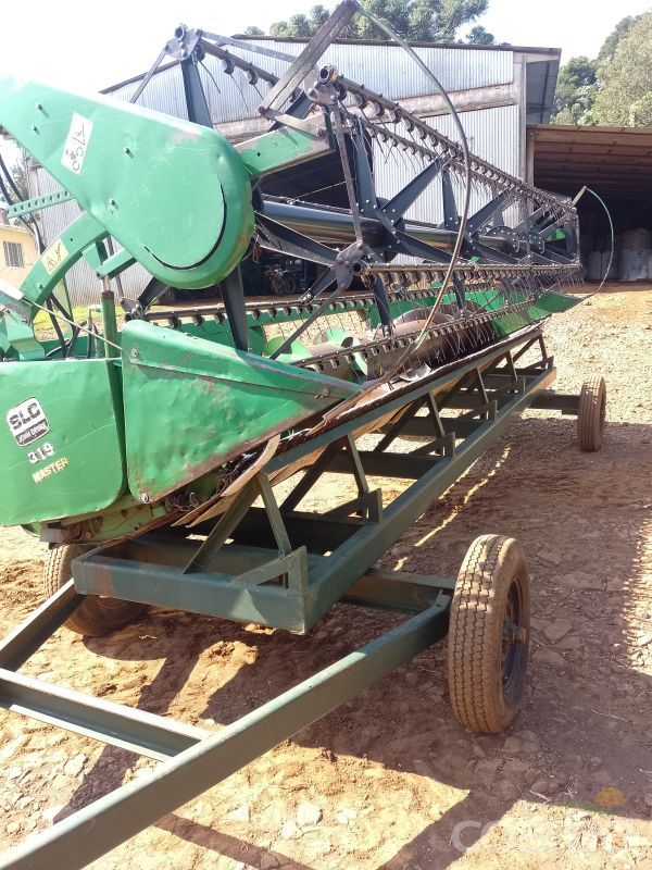 Foto 2 - Colheitadeira John Deere 1185 ano 2004