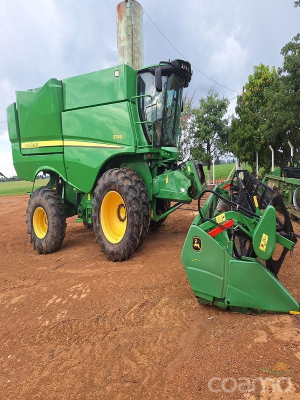 Foto 1 - Colheitadeira John Deere S540 ano 2014