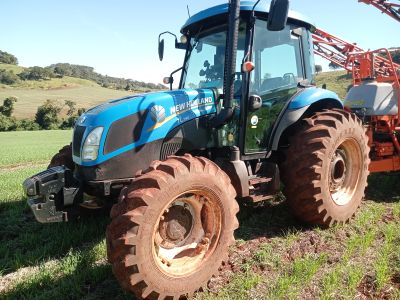 Foto Trator New Holland TL 75