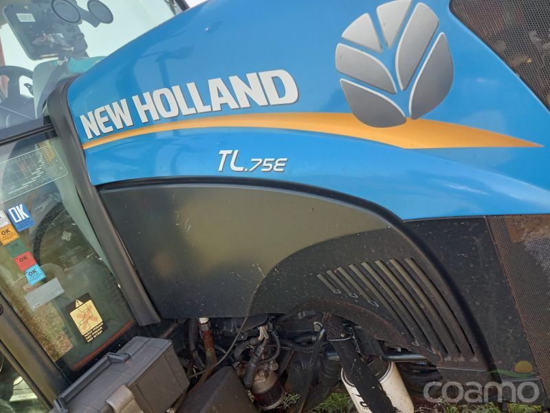 Foto 4 - Trator New Holland TL 75 ano 2017