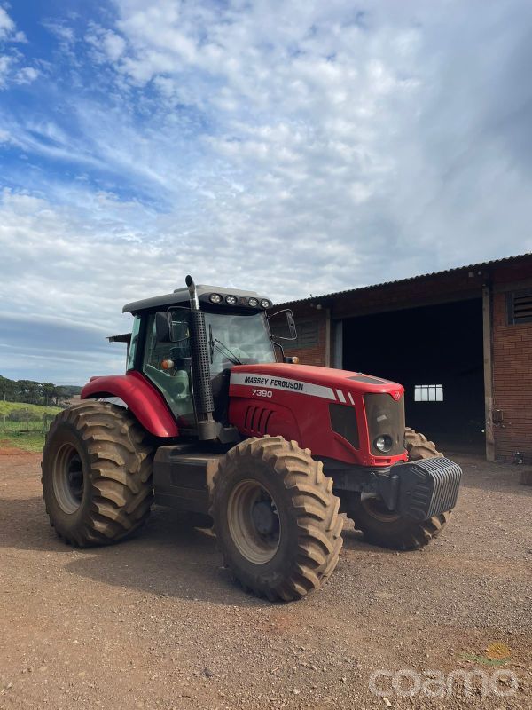 Foto 1 - Trator Massey Ferguson MF 7390 Dyna 6 ano 2014